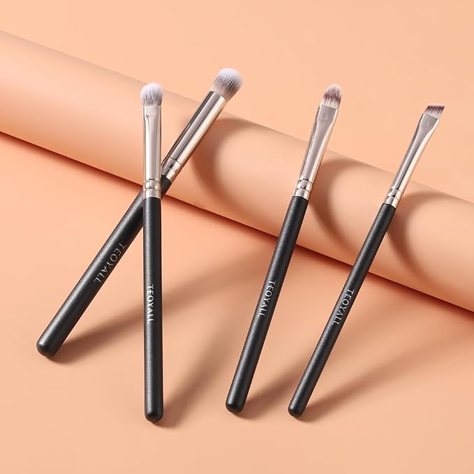 TEOYALL Flat Angled Eyeliner Brush, Soft Thin Slanted Synthetic Bristles Precision Eyebrow Brush For Brow Powder Gel Eye Liner