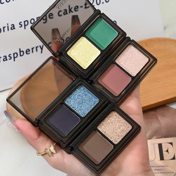 2 Color Shimmer & Matte Eyeshadow Palette Makeup, Gold Shimmer & Emerald Green Matte Shades eye shadow for Womam Halloween Birthday Party Wear, Vegan & Cruelty-Free
