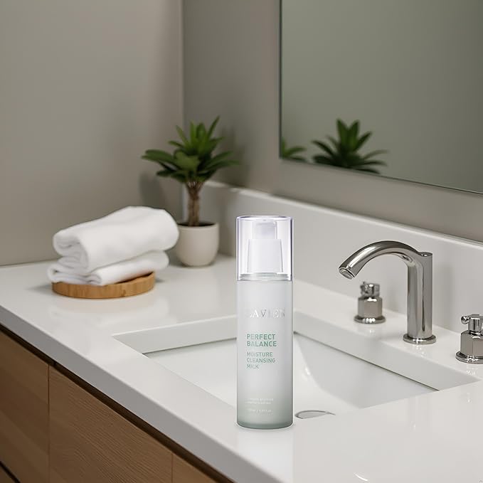 LAVIEN Perfect Balance Moisture Cleansing Milk - Milk-Type, Mugwort Facial Cleanser, Makeup Remover - Non Irritating, Suiteable for All Skin Types, Men and Women - 5.97 Fl Oz (150ml) Bottle