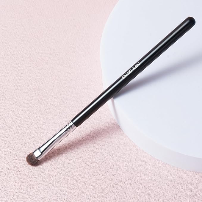 Eyeshadow Brush, Medium Smudge Eye Shadow Brush, Shader Eye Shadow Brushes, Smudge Brush, Single Eyeshadow Brushes, Eyeshadow Blending Brush, Single Makeup Brush.(E903M)