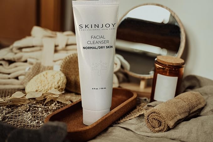 Facial Cleanser for Normal and Dry Skin, Gentle Face Wash, Makeup Remover, Gluten-Free Paraben-Free Sulfate-Free Cleanser Face Wash - 4 fl oz