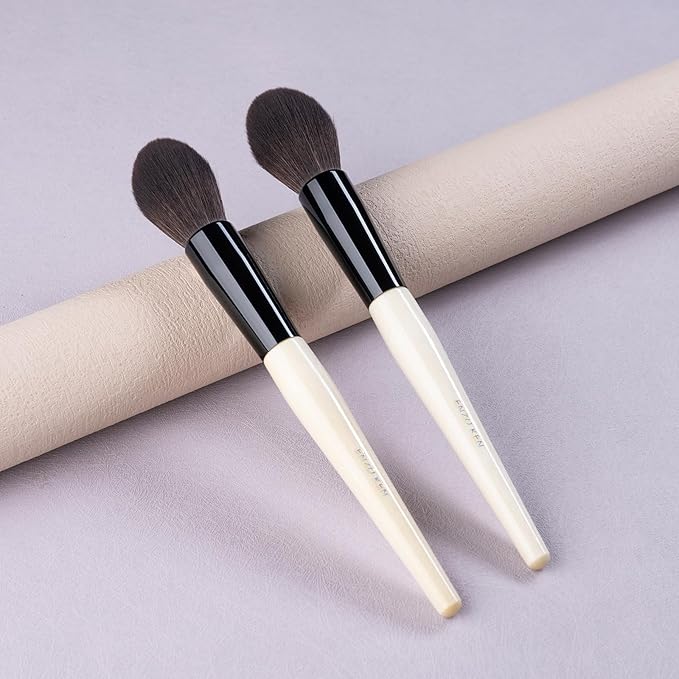 Natural Goat Hair Powder Brush, Highlighting Brush, Natural Hair Contour Brushes, Natural Hair Makeup Brush, Face Blending Brushes, Fluffy Blush Brush for Cheeks, Nose Contour Brushes. (804)