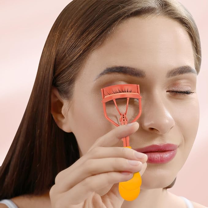 ODELY Eyelash Curler with Pads, Lash Curler with 10 Extra Silicone Replacement Pads, Comfortable Grip for Effortless Curling – Eyelashes for The Perfect Eye Contour (Honeydew Orange)