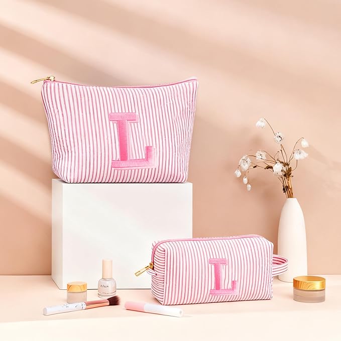 Travel Makeup Bag for Girls - Personalized Initial Pink Makeup Bag, Teen Girl Gifts Trendy Stuff, 6 7 8 9 10 11 12 Year Girl Birthday Gift, Christmas Gift for Girls Travel Essentials, Letter S