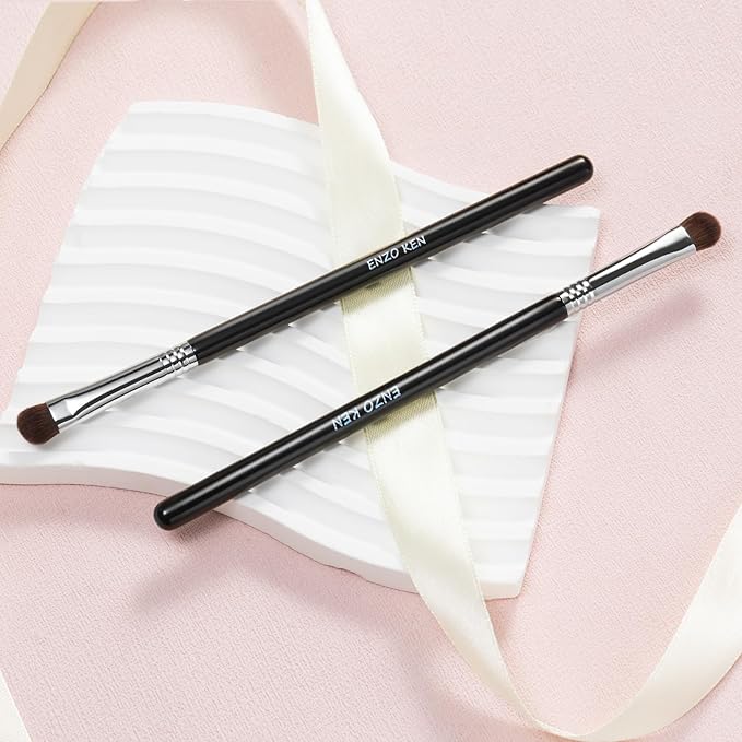 Eyeshadow Brush, Medium Smudge Eye Shadow Brush, Shader Eye Shadow Brushes, Smudge Brush, Single Eyeshadow Brushes, Eyeshadow Blending Brush, Single Makeup Brush.(E903M)