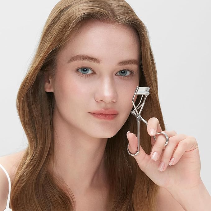 GöSol Eyelash Curler w/3 Replacement Pads (Soft/Medium/Firm) - Professional Lash Curler for Natural, Fake, Curly or Straight Lashes, Includes Protective Cover