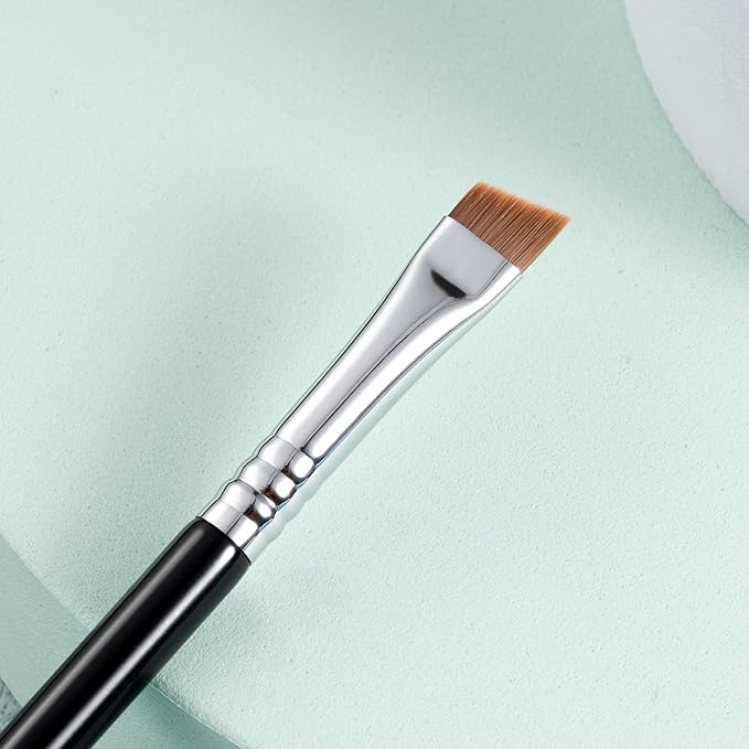 Fine Angled Eyeliner Brush, Flat Eyebrow Brush, Flat Angled Eyebrow Brushes, Brow Brush, Eyeliner Brushes Fine Angled, Winged Eyeliner Brush. (E906)
