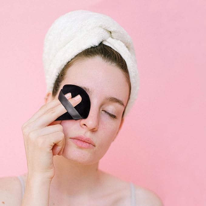 WEBBYBEAR 150 Pcs Powder Puff Face Soft Triangle Makeup Puff for Loose Powder Mineral Powder Body Powder Velour Cosmetic Foundation Wet Dry Sponge Makeup Tools (Black)