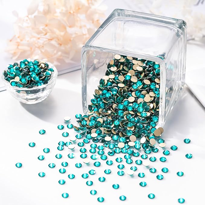 Meibite Green Zircon Flatback Rhinestones, Glass Rhinestones for Nail Art and Craft, Glue Fix, Loose Crystal Gemstones(Green Zircon, SS20, 1440pcs, 4.6-4.8mm)