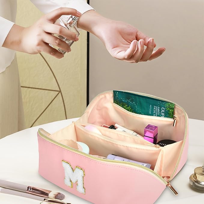 for Valentines Day Gifts, Makeup Bag for Women, PU Leather Travel Toiletry Bags, Initial Make Up Cosmetic Pouch for Teen Girls, Wide Open Portable Skincare Bag, Personalized Birthday Gifts, Pink K