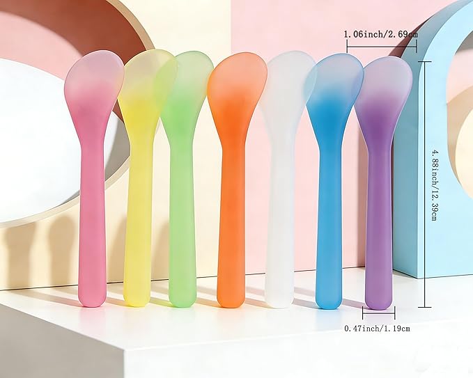 QsQueen 100 PCS Cosmetic Spatulas, 7 Colors – Reusable Hygienic Makeup Scoop for Face Masks, Creams & Skincare, Flexible PP Tool for Mixing, Sampling, DIY, Salon & Travel 4.88'' x 1.06"
