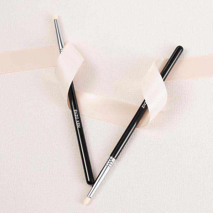 Natural Goat Hair Eyeshadow Brush, Small Blending Eye Shadow Brush, Eye Shadow Blending Brushes, Eye Blending Brush, Nose Contour Brush, Eyeshadow Blending Makeup Brushes. (E904S)