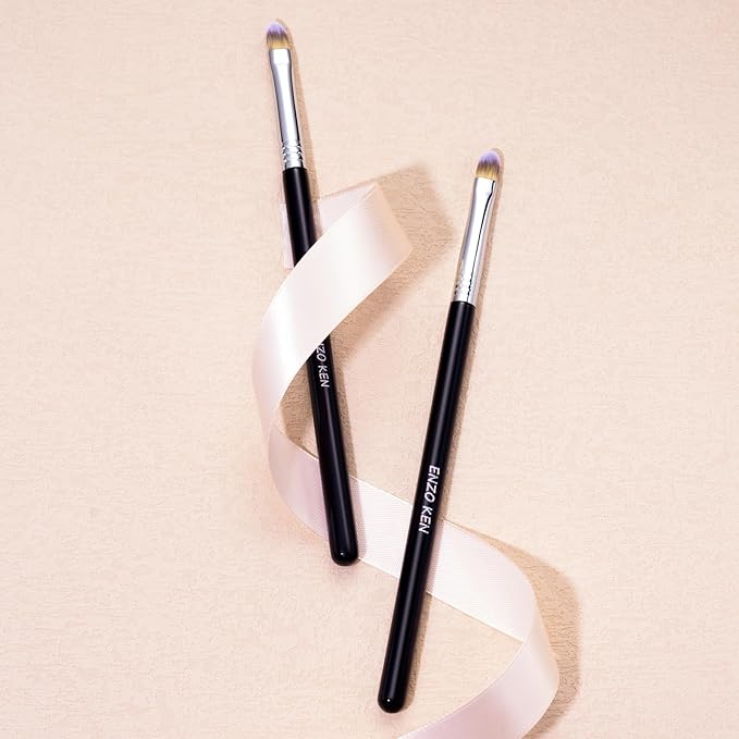 Concealer Brush Under Eye, Small Flat Concealer Brush, Small Makeup Brushes, Under Eye Concealer Brushes, Under Eye Brush Concealer, Flat Brushes Under Eye. (901)