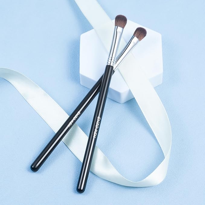 Smudge Eye Shadow Brush, Small Eyeshadow Brush, Shader Eye Shadow Brushes, Smudge Brush, Single Eyeshadow Brushes, Eyeshadow Blending Brush, Single Makeup Brushes. (E903S)