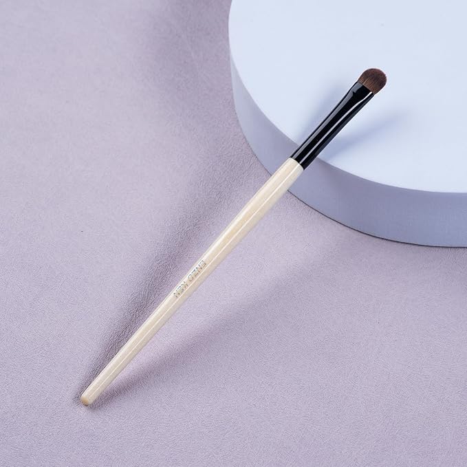 Natural Pony Hair Eyeshadow Brush, Medium Smudge Eye Shadow Brush, Shader Eye Shadow Brushes, Smudge Brush, Single Eyeshadow Brush, Natural Hair Makeup Brushes. (E803M)