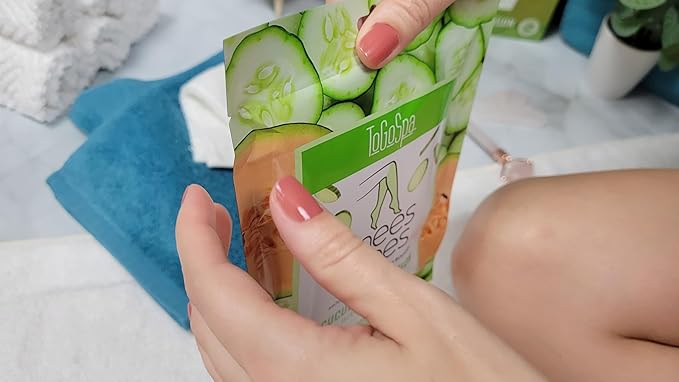 ToGoSpa, Knees To Toes, Foot Mask For Dried Cracked Feet, Exfoliating Moisturizing Foot Mask Socks With Cucumber And Melon, Encourage Deep Relaxation