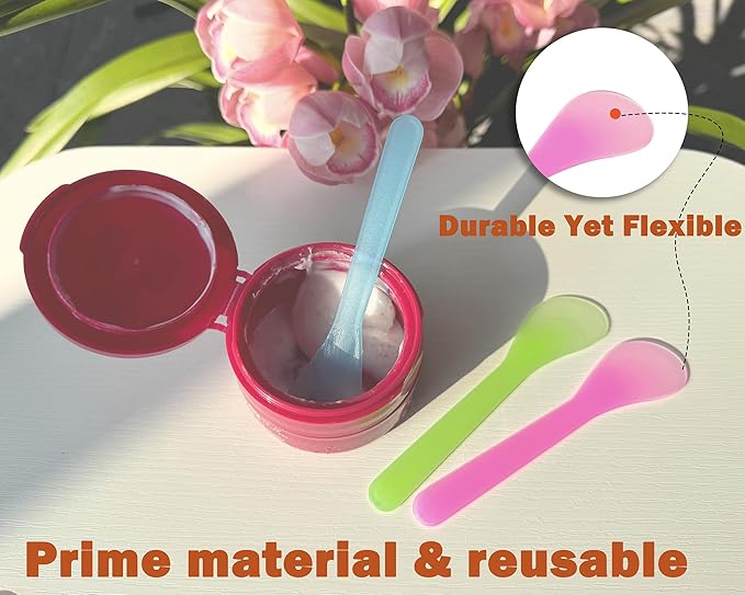 QsQueen 100 PCS Cosmetic Spatulas, 7 Colors – Reusable Hygienic Makeup Scoop for Face Masks, Creams & Skincare, Flexible PP Tool for Mixing, Sampling, DIY, Salon & Travel 4.88'' x 1.06"