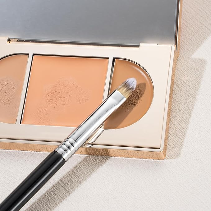 Concealer Brush Under Eye, Small Flat Concealer Brush, Small Makeup Brushes, Under Eye Concealer Brushes, Under Eye Brush Concealer, Flat Brushes Under Eye. (901)