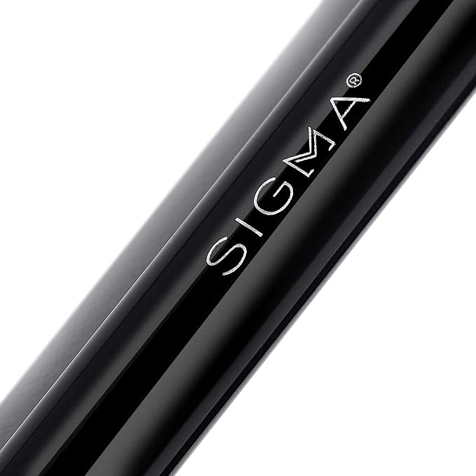 Sigma Beauty Professional E55 Eye Shading Brush – Eye Makeup Brush for Even Base Application - Soft, Dense Eyeshadow Makeup Brush for Primer, Cream Eyeshadow or Powder Eyeshadow (1 Brush)