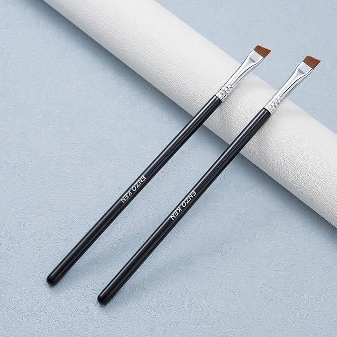 Fine Angled Eyeliner Brush, Flat Eyebrow Brush, Flat Angled Eyebrow Brushes, Brow Brush, Eyeliner Brushes Fine Angled, Winged Eyeliner Brush. (E906)