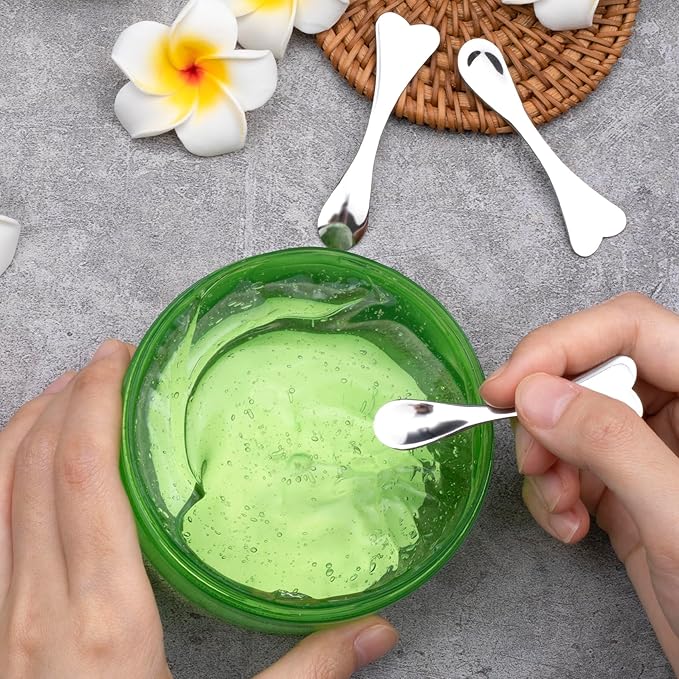 Pndeyo 3pcs Mini Metal Makeup Spatula, Reusable Cosmetic Cream Spatulas Spoon, Skincare Scoop Applicator Facial Massage Beauty Tools for Mixing and Sampling Face Eye Cream- Silver