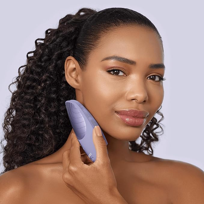 GESKE SmartAppGuided Sonic Thermo Facial Brush | 6 in 1 | Skin Cleansing | Cleansing Brush with Thermal Function | Electric Facial Massager