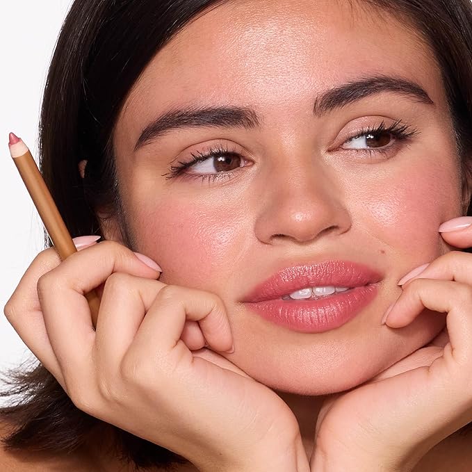 MCoBeauty Perfect Pout Lip Liner - Prance Proudly - Long-Wearing Creamy Lip Liner Pencil for Fuller Lips - Velvety Nude Contour Pencil to Define, Shape & Overline - Vegan Cruelty Free Lip Makeup