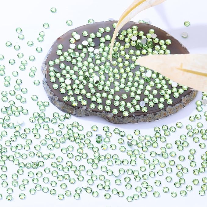 Meibite Light Green Flatback Rhinestones, Glass Rhinestones for Nail Art and Craft, Glue Fix, Loose Crystal Gemstones(Lt.Green, SS8, 2880pcs, 2.3-2.5mm)