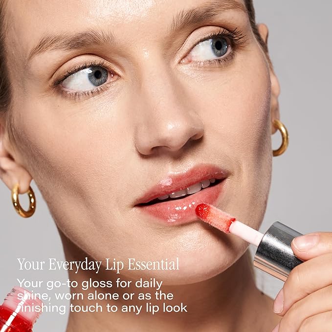 SKINN Luminous Lip Oil, Crimson - Lip Care for Dry and Cracked Lips - Ultra-Light Non-Sticky Formula with Sheer Glossy Finish - Soothing Vitamin C & Manuka Honey Supports Collagen Production