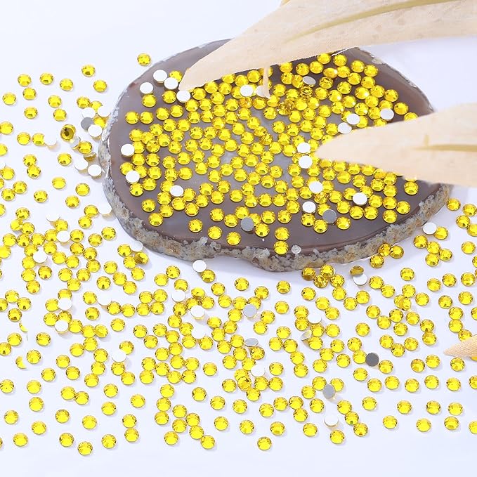 Meibite Yellow Flatback Rhinestones, Glass Rhinestones for Nail Art and Craft, Glue Fix, Loose Crystal Gemstones(Yellow, SS4, 2880pcs, 1.5-1.7mm)