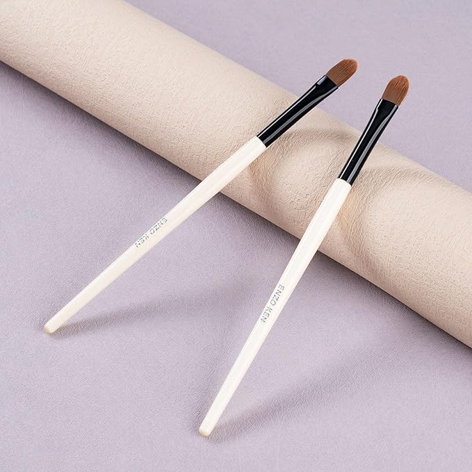 Small Concealer Brush Under Eye, Concealer Brush, Small Flat Makeup Brushes, Under Eye Brush Concealer, Flat Brush Under Eye. (801)
